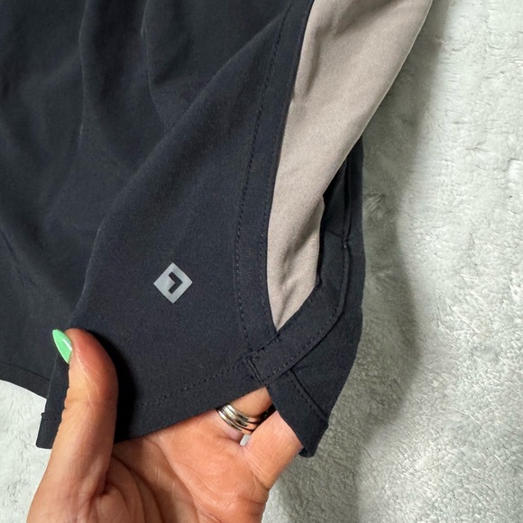 YPB by Abercrombie & Fitch motion TEK Unlined Ultra High Rise Workout Short - Picture 6 of 14